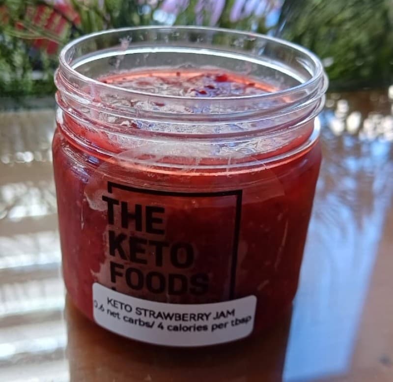 The Keto Strawberry Jam jar (0.6 net carbs per tablespoon)